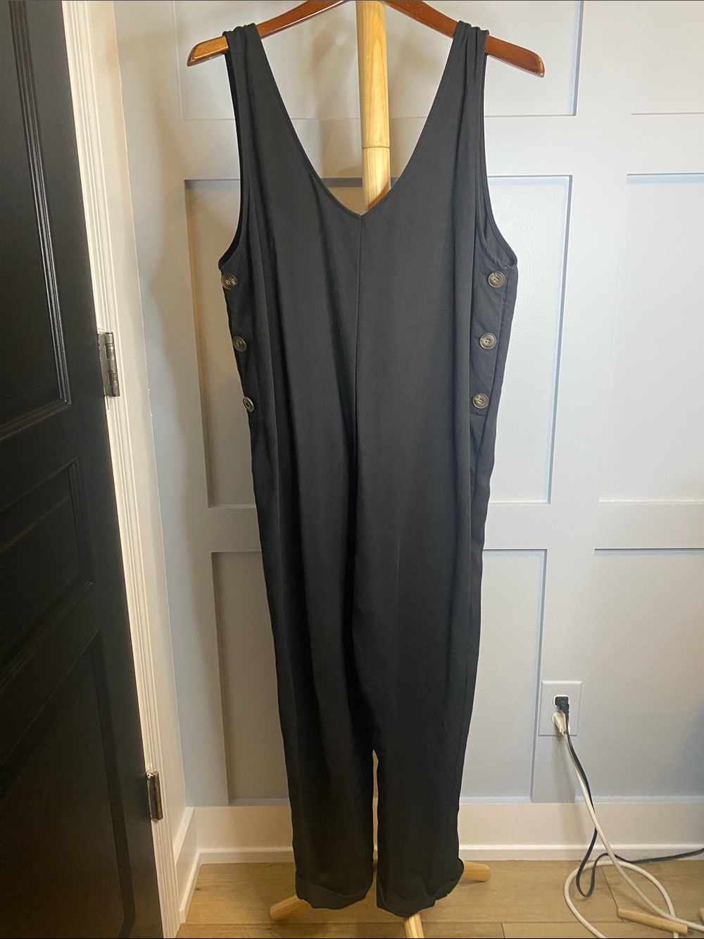 Topshop Black Sleeveless Button-Detail Jumpsuit - Picture 1 of 3